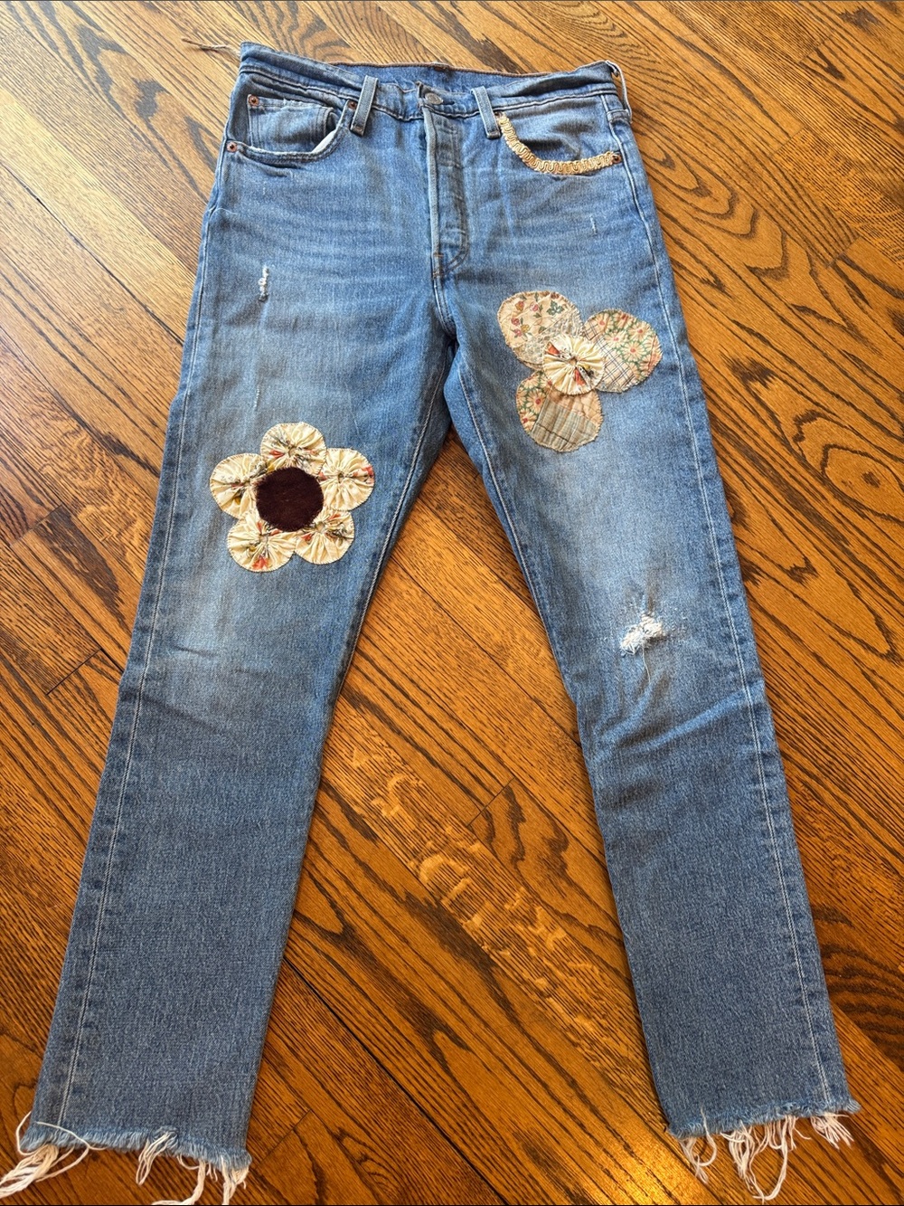 Vintage Levi's Blue Denim Straight-Leg Jeans Hand Sewn Floral Patchwork 28x30